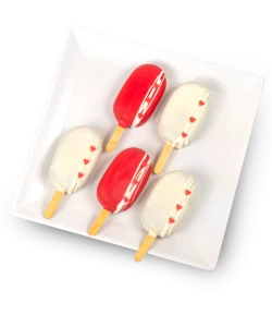 Cake pops with hearts