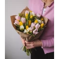 Bouquet Yellow Pink Tulips 2
