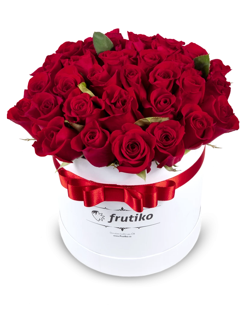 Красные розы в белой овальной коробочке