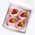 Cupcakes with strawberries 2
