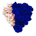 Herzschachtel mit blauen Rosen + Raffaello 2