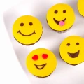 Smiley Cupcakes 2